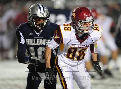Thumbnail 1 in St. Joseph vs. Hillhouse (CIAC Class M Quarterfinal) photogallery.