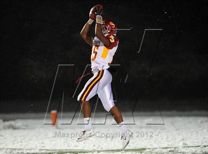 Thumbnail 2 in St. Joseph vs. Hillhouse (CIAC Class M Quarterfinal) photogallery.