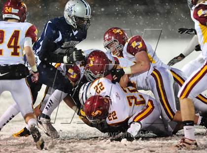 Thumbnail 3 in St. Joseph vs. Hillhouse (CIAC Class M Quarterfinal) photogallery.