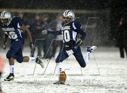 Thumbnail 1 in St. Joseph vs. Hillhouse (CIAC Class M Quarterfinal) photogallery.