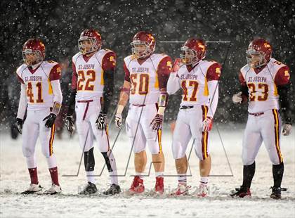 Thumbnail 3 in St. Joseph vs. Hillhouse (CIAC Class M Quarterfinal) photogallery.