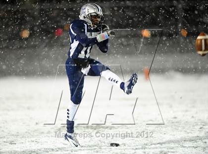 Thumbnail 3 in St. Joseph vs. Hillhouse (CIAC Class M Quarterfinal) photogallery.