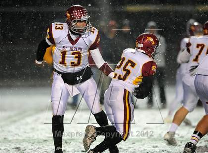 Thumbnail 1 in St. Joseph vs. Hillhouse (CIAC Class M Quarterfinal) photogallery.
