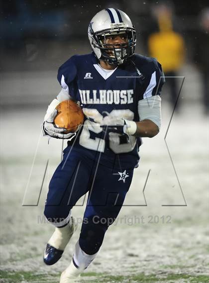 Thumbnail 2 in St. Joseph vs. Hillhouse (CIAC Class M Quarterfinal) photogallery.