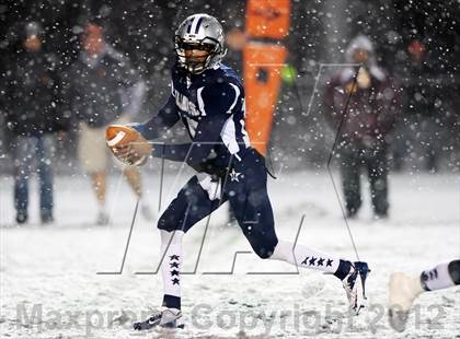 Thumbnail 3 in St. Joseph vs. Hillhouse (CIAC Class M Quarterfinal) photogallery.