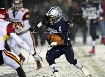 Thumbnail 2 in St. Joseph vs. Hillhouse (CIAC Class M Quarterfinal) photogallery.