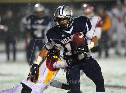 Thumbnail 2 in St. Joseph vs. Hillhouse (CIAC Class M Quarterfinal) photogallery.