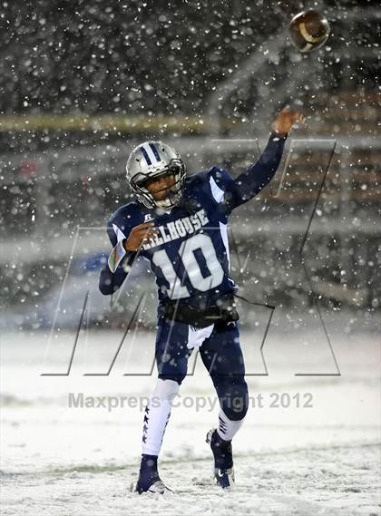 Thumbnail 2 in St. Joseph vs. Hillhouse (CIAC Class M Quarterfinal) photogallery.
