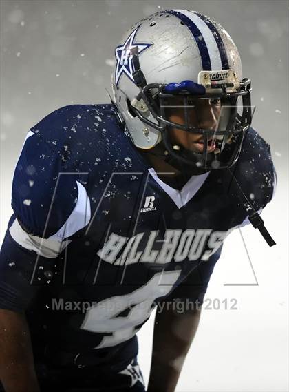 Thumbnail 2 in St. Joseph vs. Hillhouse (CIAC Class M Quarterfinal) photogallery.