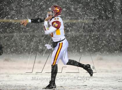 Thumbnail 1 in St. Joseph vs. Hillhouse (CIAC Class M Quarterfinal) photogallery.