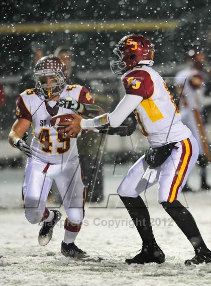 Thumbnail 2 in St. Joseph vs. Hillhouse (CIAC Class M Quarterfinal) photogallery.