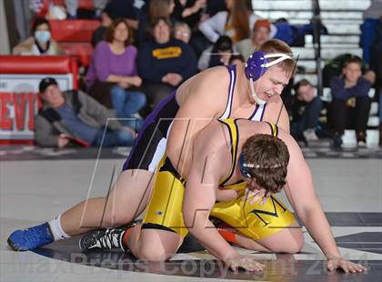 Thumbnail 3 in Section 11 Division 2 Finals photogallery.