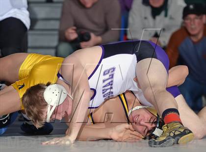 Thumbnail 3 in Section 11 Division 2 Finals photogallery.