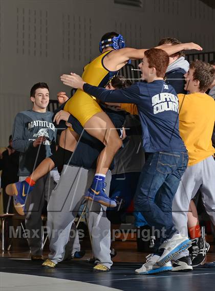 Thumbnail 3 in Section 11 Division 2 Finals photogallery.