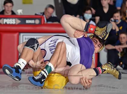 Thumbnail 3 in Section 11 Division 2 Finals photogallery.