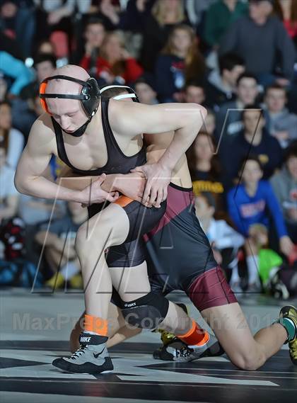 Thumbnail 2 in Section 11 Division 2 Finals photogallery.