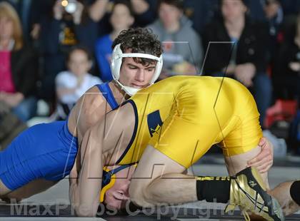 Thumbnail 3 in Section 11 Division 2 Finals photogallery.