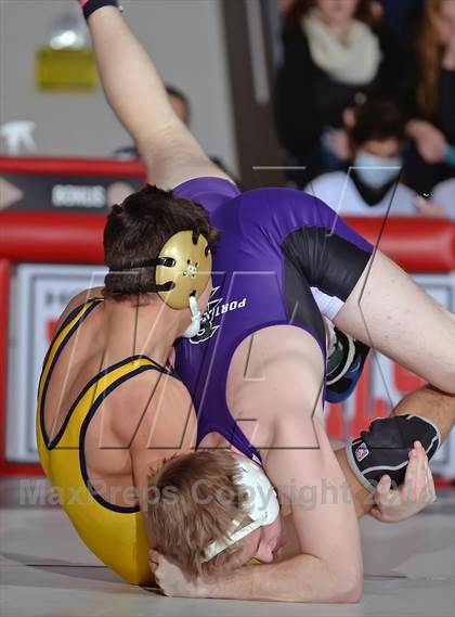 Thumbnail 1 in Section 11 Division 2 Finals photogallery.