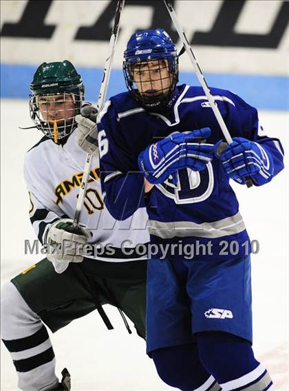 Thumbnail 1 in Darien vs. Hamden (CIAC Division 1 Semifinal) photogallery.