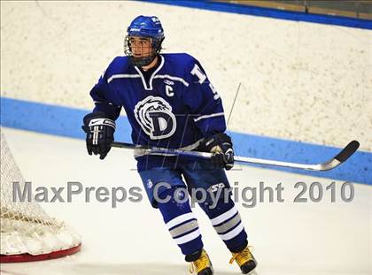 Thumbnail 3 in Darien vs. Hamden (CIAC Division 1 Semifinal) photogallery.