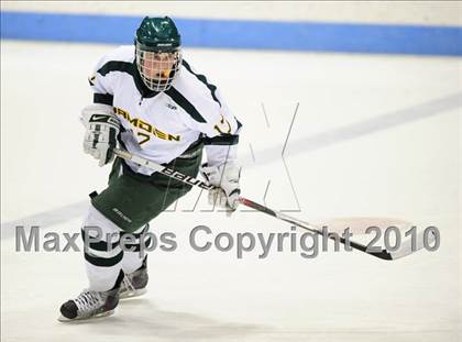 Thumbnail 2 in Darien vs. Hamden (CIAC Division 1 Semifinal) photogallery.