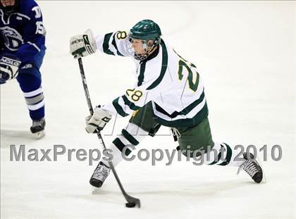 Thumbnail 1 in Darien vs. Hamden (CIAC Division 1 Semifinal) photogallery.