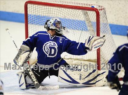 Thumbnail 1 in Darien vs. Hamden (CIAC Division 1 Semifinal) photogallery.