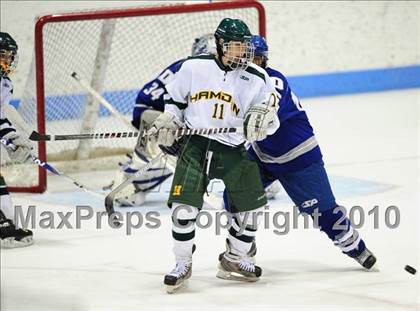 Thumbnail 2 in Darien vs. Hamden (CIAC Division 1 Semifinal) photogallery.