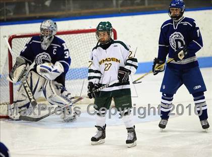 Thumbnail 2 in Darien vs. Hamden (CIAC Division 1 Semifinal) photogallery.