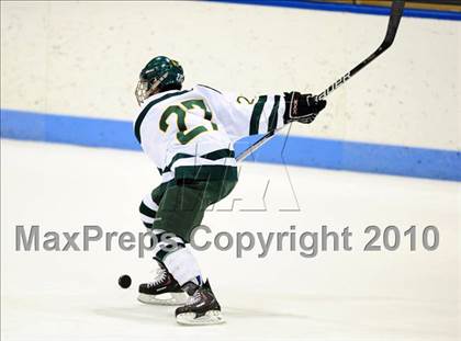 Thumbnail 3 in Darien vs. Hamden (CIAC Division 1 Semifinal) photogallery.