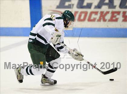 Thumbnail 1 in Darien vs. Hamden (CIAC Division 1 Semifinal) photogallery.
