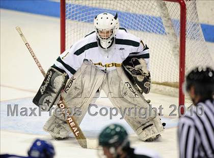 Thumbnail 1 in Darien vs. Hamden (CIAC Division 1 Semifinal) photogallery.