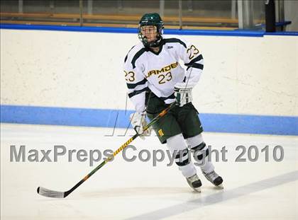 Thumbnail 3 in Darien vs. Hamden (CIAC Division 1 Semifinal) photogallery.