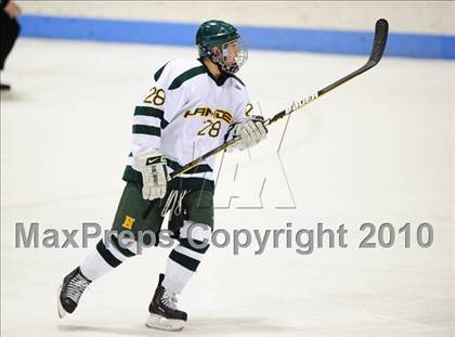 Thumbnail 3 in Darien vs. Hamden (CIAC Division 1 Semifinal) photogallery.