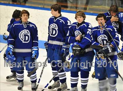 Thumbnail 3 in Darien vs. Hamden (CIAC Division 1 Semifinal) photogallery.