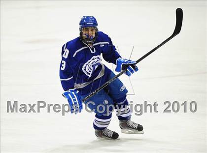 Thumbnail 2 in Darien vs. Hamden (CIAC Division 1 Semifinal) photogallery.