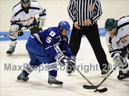 Thumbnail 1 in Darien vs. Hamden (CIAC Division 1 Semifinal) photogallery.