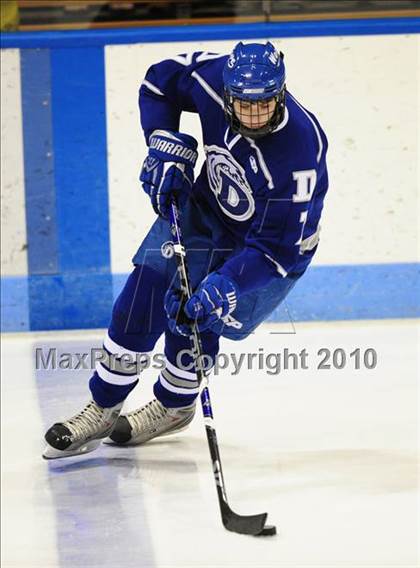 Thumbnail 3 in Darien vs. Hamden (CIAC Division 1 Semifinal) photogallery.