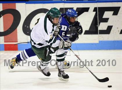 Thumbnail 1 in Darien vs. Hamden (CIAC Division 1 Semifinal) photogallery.