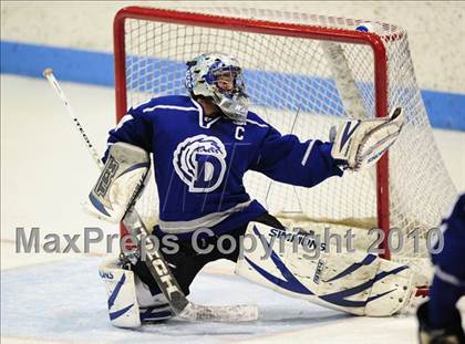 Thumbnail 3 in Darien vs. Hamden (CIAC Division 1 Semifinal) photogallery.