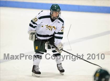 Thumbnail 3 in Darien vs. Hamden (CIAC Division 1 Semifinal) photogallery.
