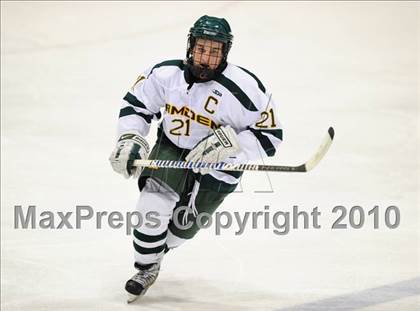 Thumbnail 3 in Darien vs. Hamden (CIAC Division 1 Semifinal) photogallery.