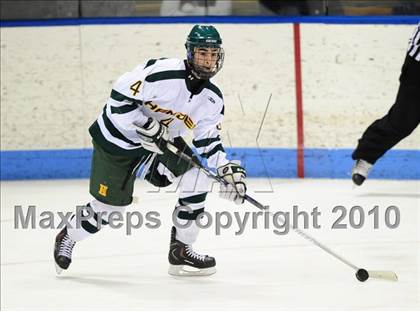 Thumbnail 3 in Darien vs. Hamden (CIAC Division 1 Semifinal) photogallery.