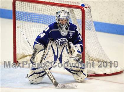 Thumbnail 3 in Darien vs. Hamden (CIAC Division 1 Semifinal) photogallery.