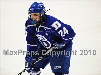 Thumbnail 2 in Darien vs. Hamden (CIAC Division 1 Semifinal) photogallery.