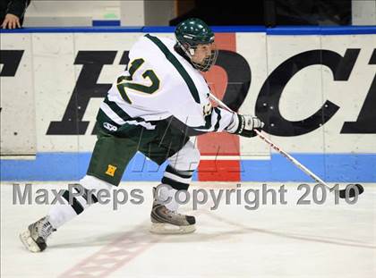 Thumbnail 3 in Darien vs. Hamden (CIAC Division 1 Semifinal) photogallery.