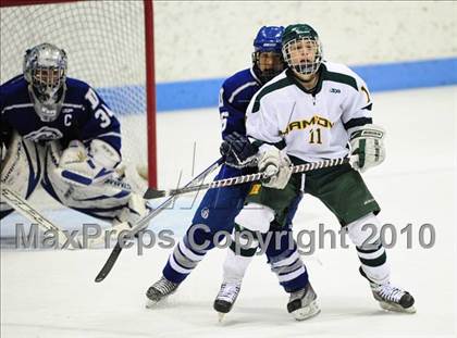 Thumbnail 1 in Darien vs. Hamden (CIAC Division 1 Semifinal) photogallery.