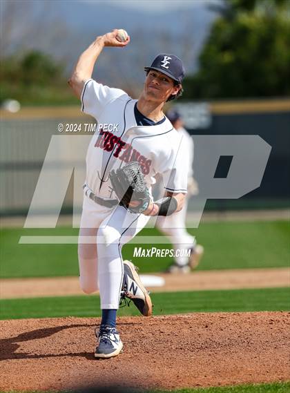 Thumbnail 1 in Sunny Hills @ Yorba Linda photogallery.