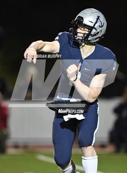 Thumbnail 2 in Lake Oswego vs Jesuit (OSAA 6A Quarterfinal) photogallery.