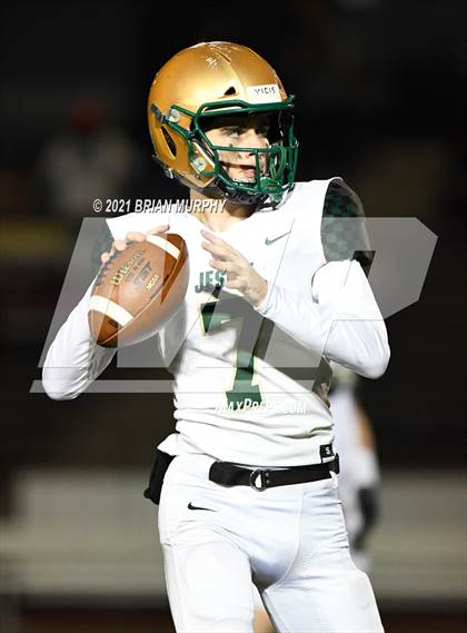 Thumbnail 1 in Lake Oswego vs Jesuit (OSAA 6A Quarterfinal) photogallery.